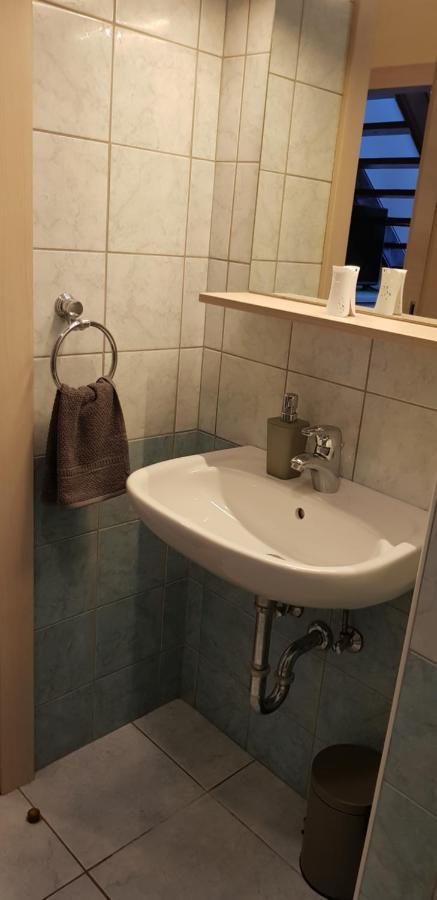Grantek Ueduelohaz Hotel Balatonlelle Buitenkant foto